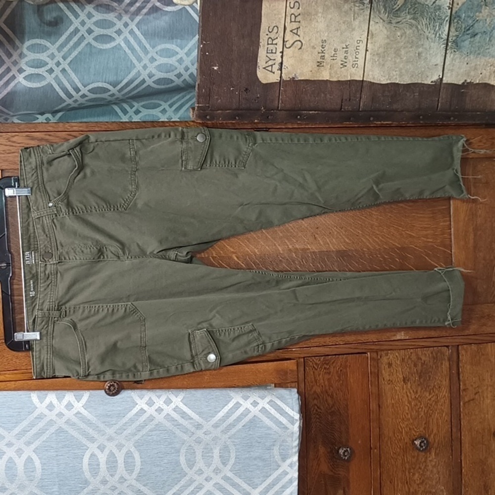 a.n.a Olive Green Cargo Pants